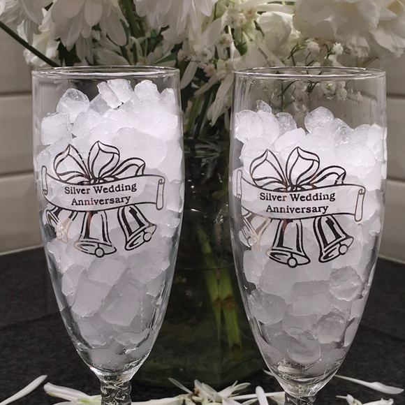 Silver Wedding Anniversary Set of Two Stemmed Glasses. Champagne Flutes - Picture 12 of 17